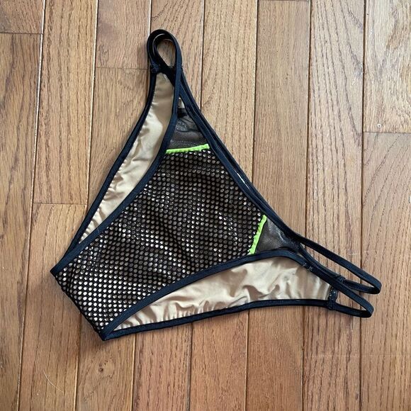 Beach‎ Bunny Bikini Bottom - Picture 10 of 10